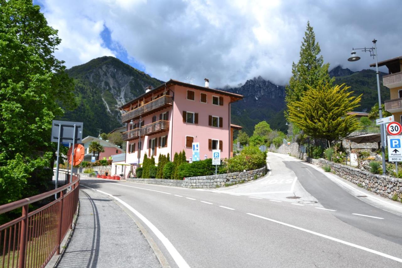 Tenno Appartamenti Garda Lake Exterior foto